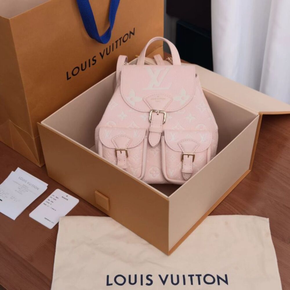 Louis Vuitton Women Pre-Loved Bag Very Good Condition